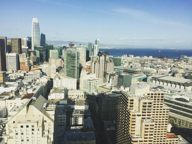 In San Fran for #gradcohort2018. Currently eating my weight in nigiri 🍣 and enjoying the excellent conversation....
